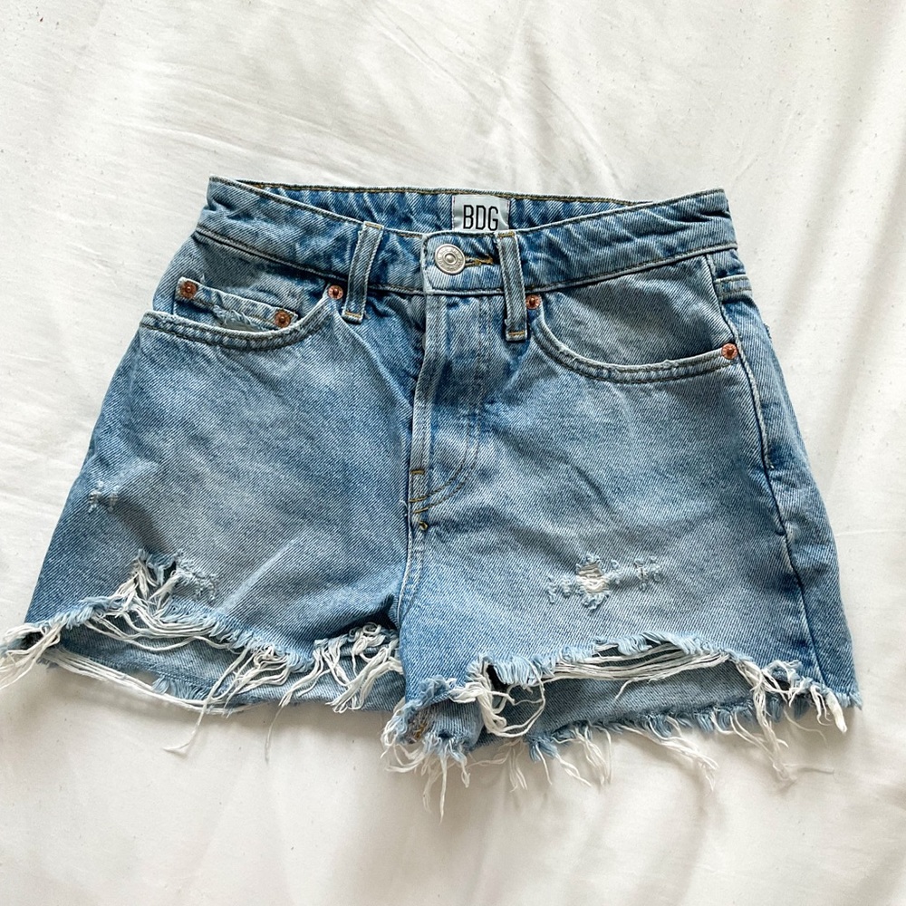 Urban outfitter ripped jeans
